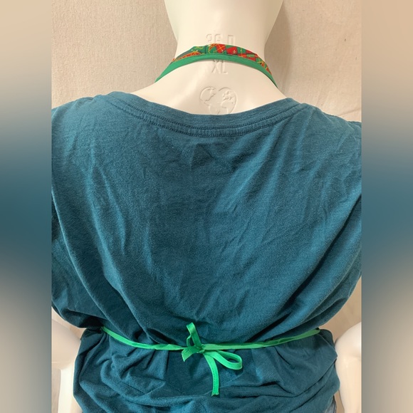 Christmas apron holiday apron bows and candy canes handmade - Picture 5 of 8